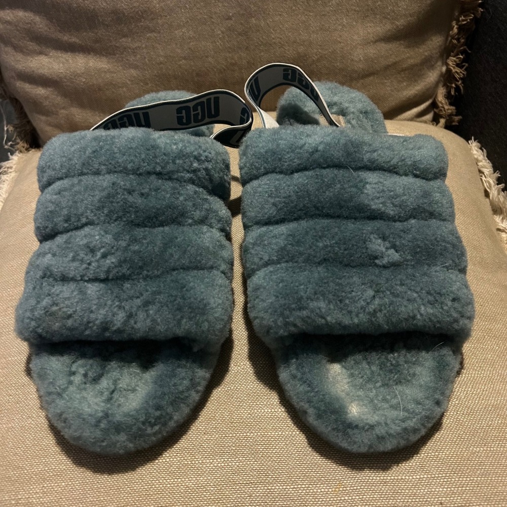 UGG Fluff Yeah Slide Teal Blue Shearling Fur Logo Strap Slippers Sandals Wms 11